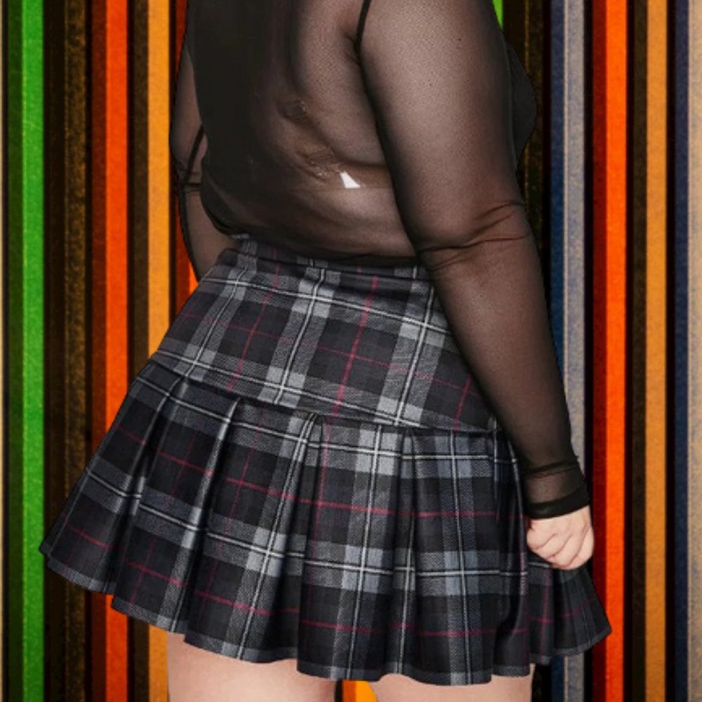 Plaid Gray Black & Red Pleated Skort Tennis Skirt Mini